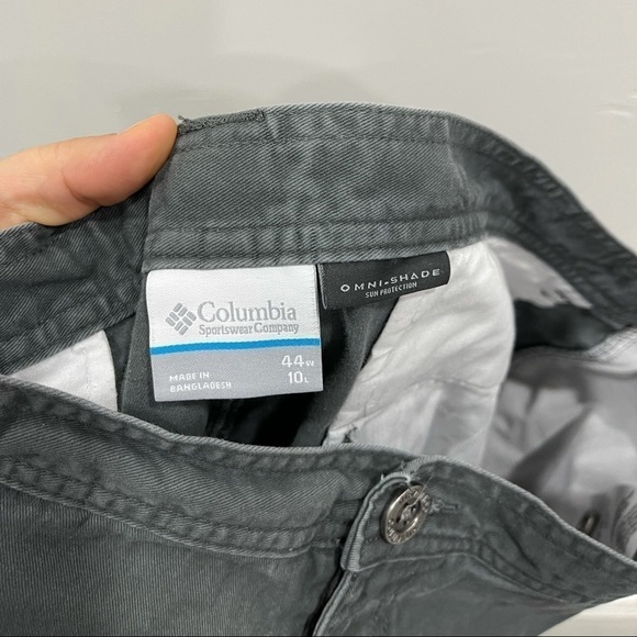 Columbia Roc II Shorts Grey Cargo 44w 10L Camping - Picture 6 of 8